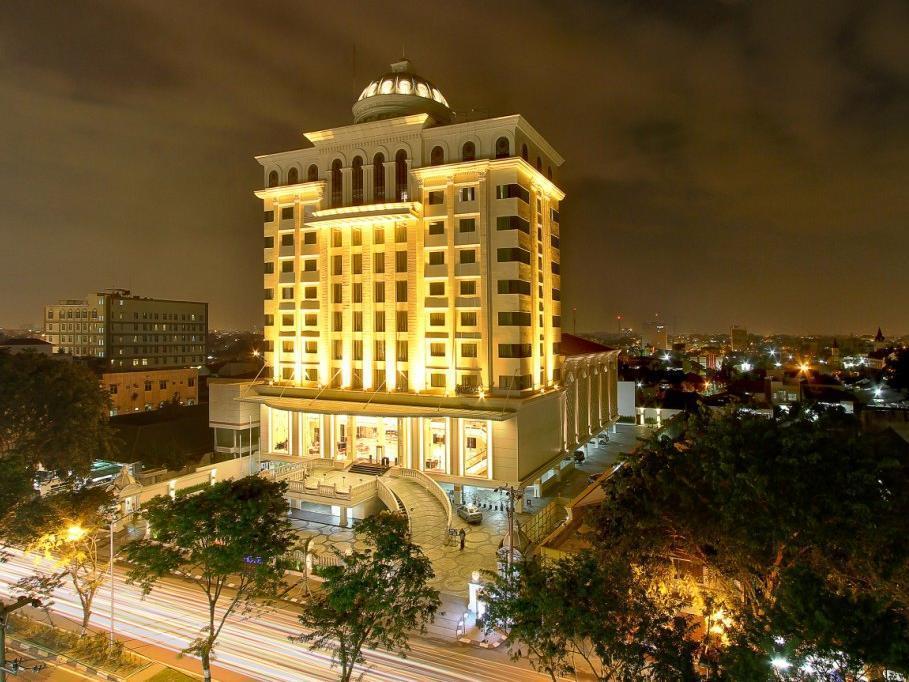 Four Points By Sheraton Медан Экстерьер фото