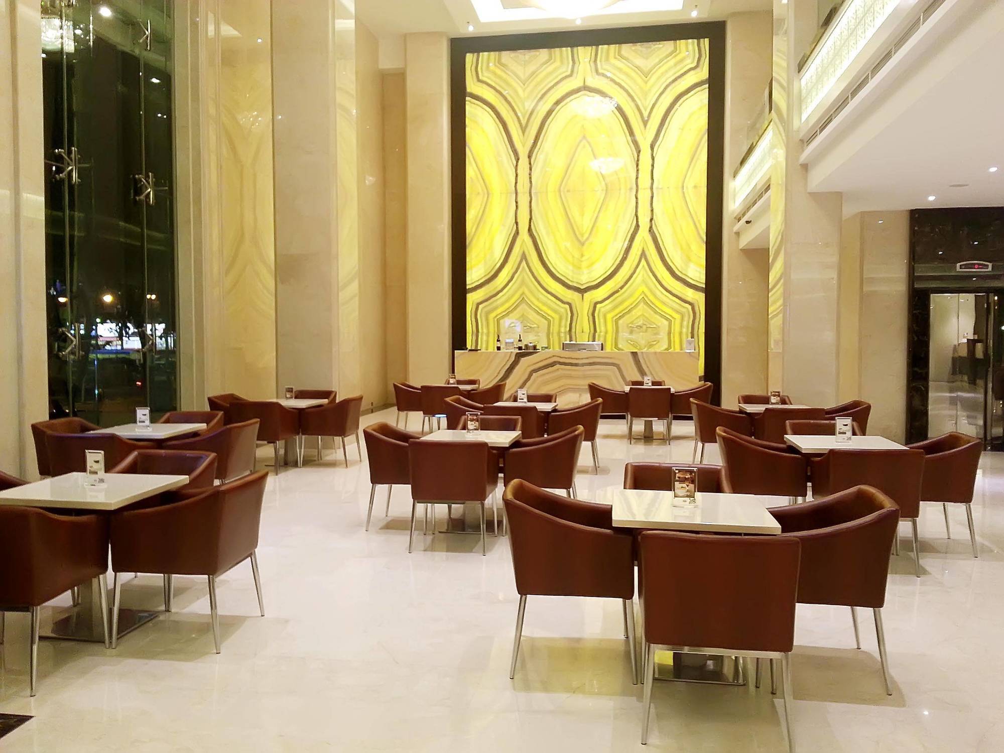 Four Points By Sheraton Медан Экстерьер фото